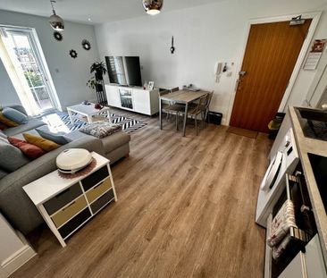 Albert Road, Bournemouth - Photo 3