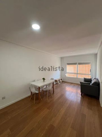 Alquiler de piso en Calle Andrés Cegarra - Photo 4