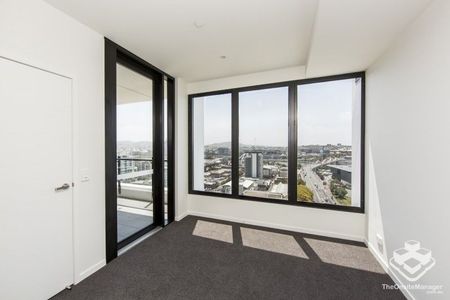 Unfurnished one bedroom in South Brisbanes prime location - Photo 5