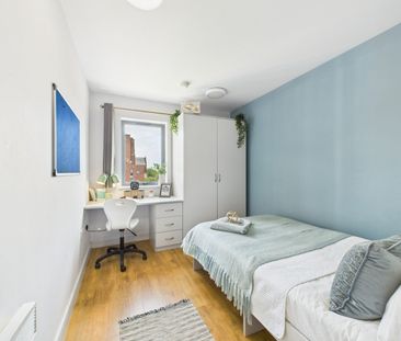 Room in a Shared Flat, Queensland Place, L7 - Photo 2