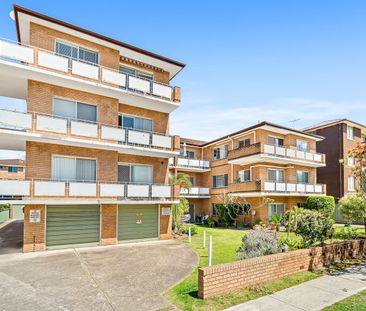 Two bedroom unit moments from the beach - Photo 6