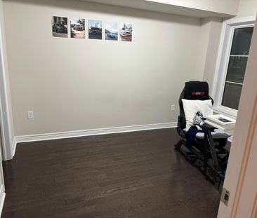 For Lease - 27 Finegan Circle, Brampton, Ontario - Photo 2