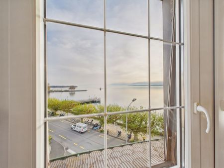 Duplex lumineux et rénové avec vue sur le lac dans la région de Nyon - Photo 4