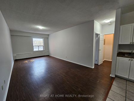 For Lease - 1801 Eglinton Avenue Unit# 307, Toronto, Ontario - Photo 2