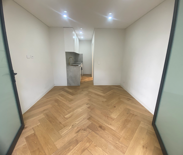 Front Studio in Highly Convenient Location - Photo 2