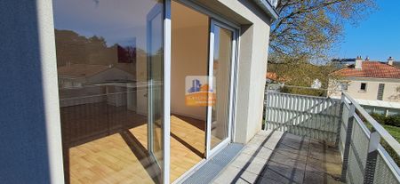 Location Appartement 3 pièces 63m² - Photo 3