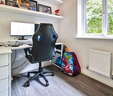 3 bedroom semi-detached house to rent - Photo 5