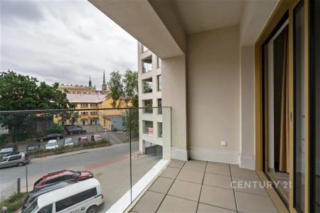 Pronájem bytu 2kk s lodžií a garážovým stáním - Photo 3