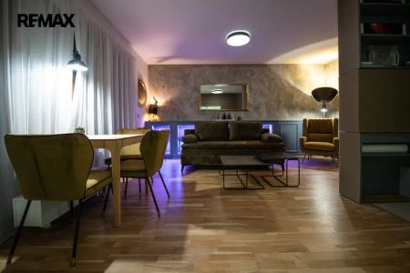 Pronájem bytu 1+kk v osobním vlastnictví, 46 m - Photo 2