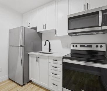 1 Hamilton Avenue North | 1 Hamilton Avenue North, Ottawa - Photo 1