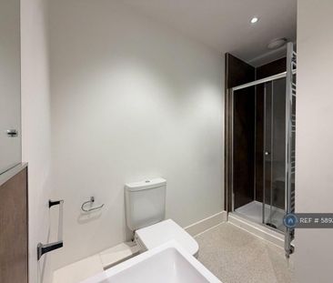 1 bedroom flat to rent - Photo 2