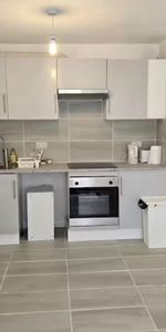 1 Bed Detached House, Wood Lane, W12 - Photo 4