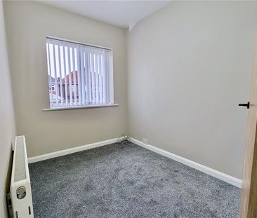 3 bedroom semi-detached house to rent - Photo 6