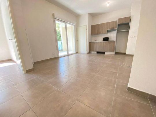Location appartement récent 2 pièces 38.37 m² à Montpellier (34000) - Photo 1