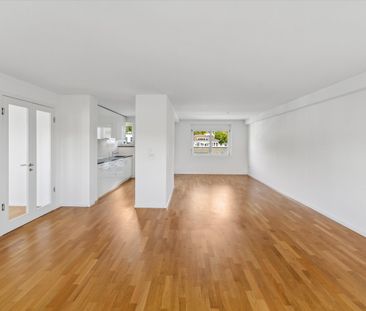 "Grosszügige Attikawohnung im Seefeld mit direkter Lage am Zürich S... - Photo 2
