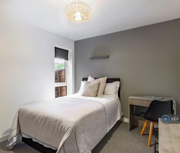 1 bedroom in a house share to rent - Photo 4