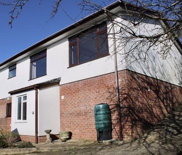 2 bedroom bungalow to rent - Photo 3