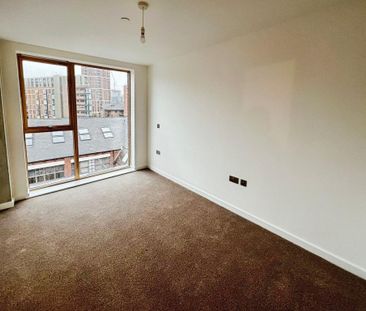 2 bedroom flat to rent - Photo 3
