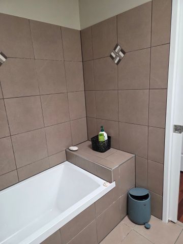 Holland Park West - Photo 5