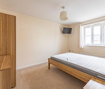 1 bedroom House To Let Total Size: 1497 SQ FT - Photo 1