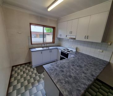 Walk to work and the river - Photo 3