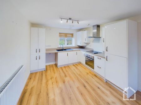 2 bedroom maisonette to rent - Photo 4