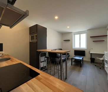 Location Appartement 1 pièce 24m² - Photo 1
