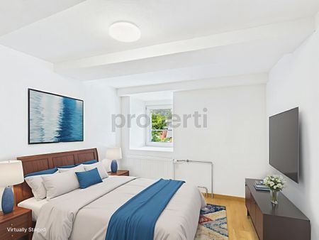 Generous corner townhouse with studio, sunny balcony and mountain view - Foto 3