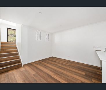 Modern Three Bedroom Unit - Photo 5