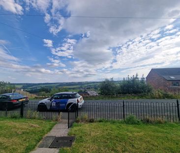 Foxroyd Lane, Dewsbury, West Yorkshire, WF12 - Photo 2