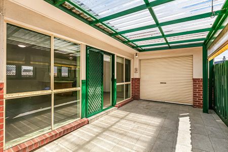 Essendon Village Living at its Best - Photo 4