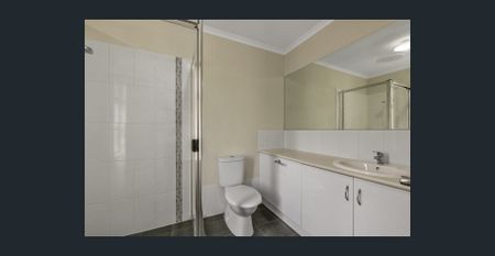 Exceptional Townhouse In Great Location! - Photo 5