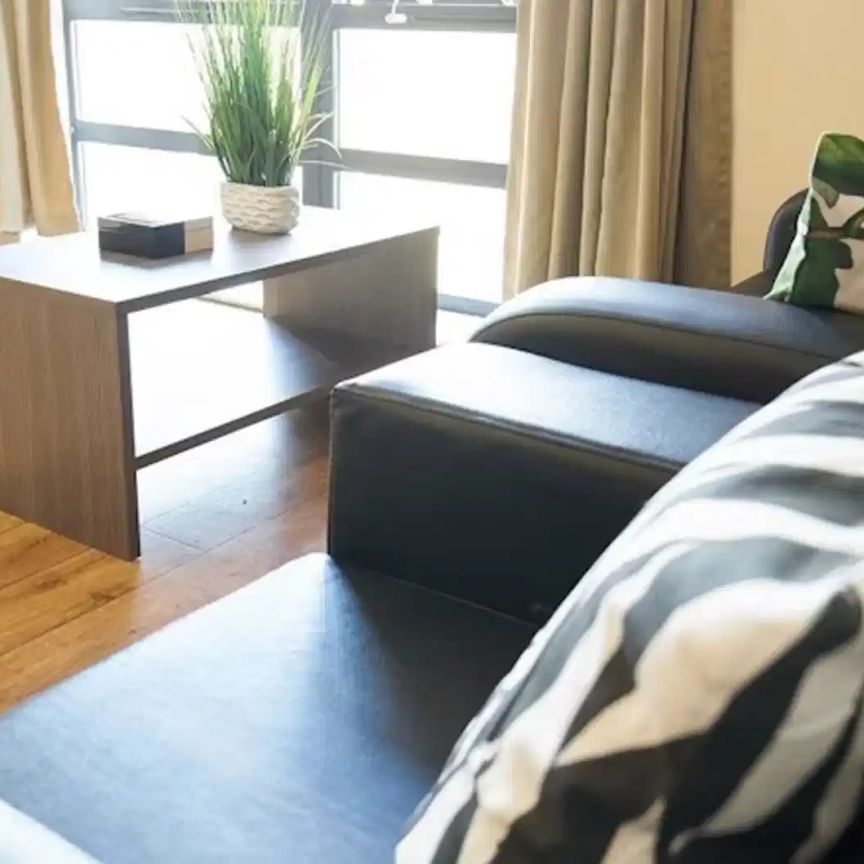 Gold Ensuite - Photo 1