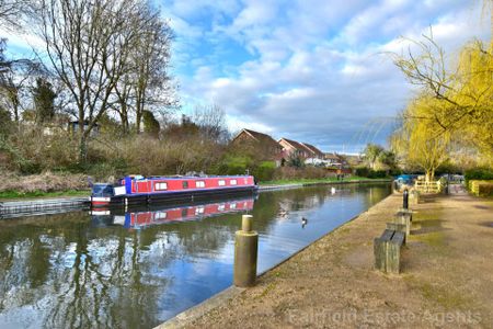 Basildon Close, Watford, WD18 - Photo 4