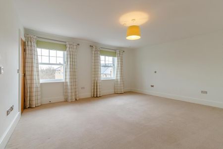 5 bedroom end of terrace house to rent - Photo 5