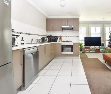 Conveniently Located and Packed with Features! - Photo 3