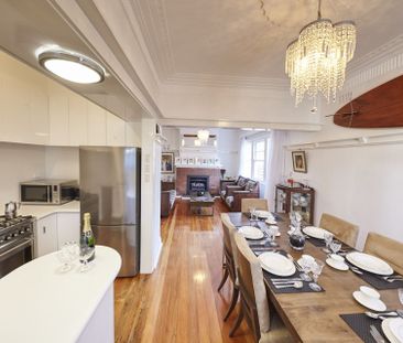 Centrally located Art Deco Inspired Elegance - Photo 2