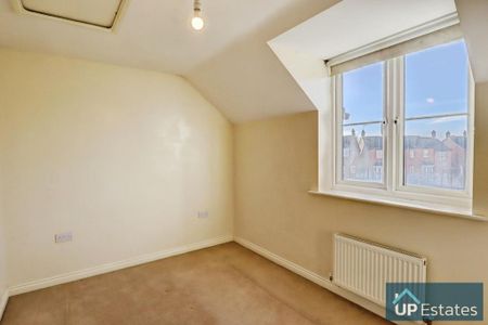 4 bedroom terraced house to rent - Photo 5