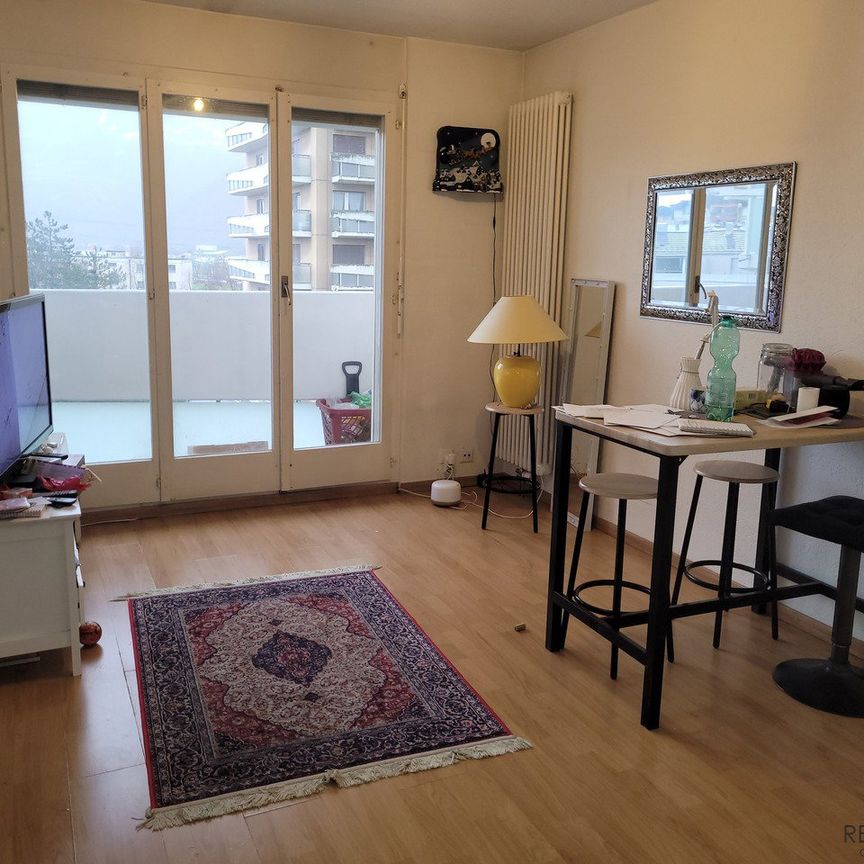 2.5 Zimmer, 42 m², 3. Stock - Photo 1