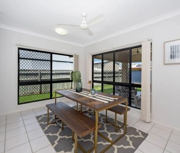 Comfortable Family Living - Photo 5