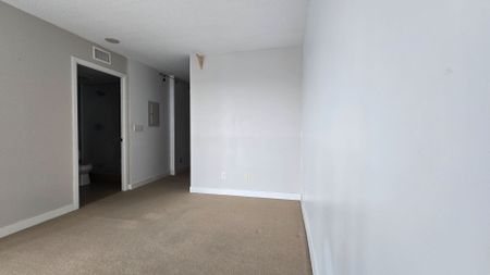 For Lease - 155 Legion Road Unit# 2508, Toronto, Ontario - Photo 3