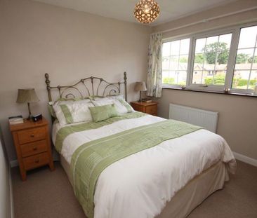 3 bedroom semi-detached house to rent - Photo 6