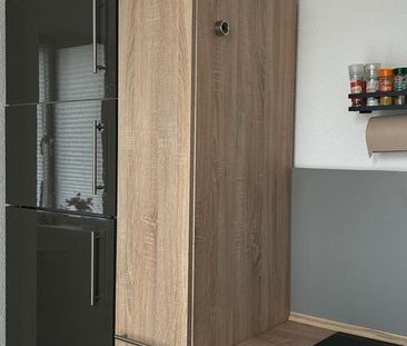 Schöne, helle 2-Zimmer Wohnung mit Balkon in ruhiger Lage - Photo 1