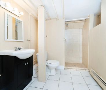 5706 South Street — Apartment 1 - Photo 4