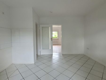 Renovierte 2-Zimmer-Wohnung im Erdgeschoss! - Photo 2