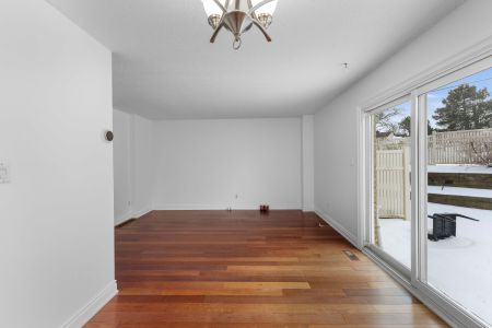 For Lease - 2676 Folkway Drive Unit# 44, Mississauga, Ontario - Photo 4