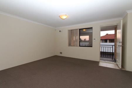 15/15 Station St, Cannington, WA 6107 - Photo 2