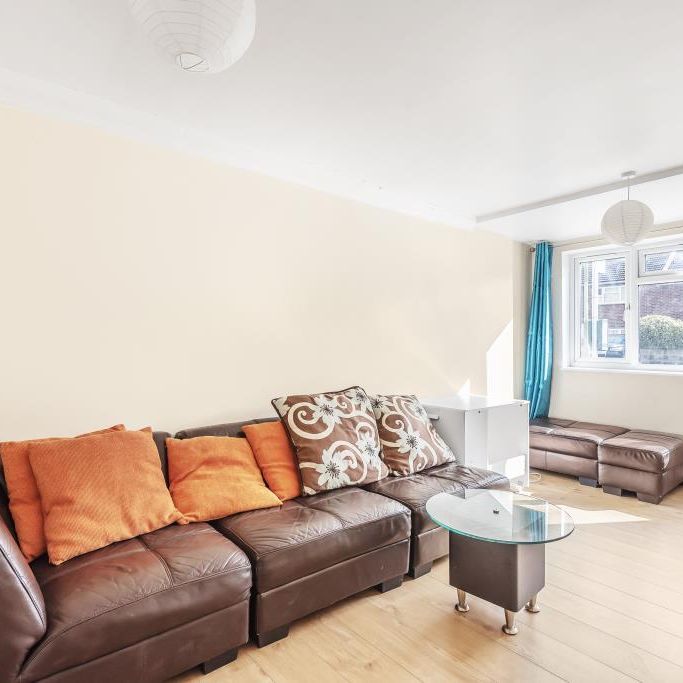 5 bedroom terraced house to rent - Photo 1