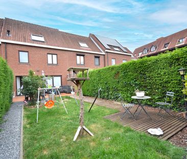 UNIEK GELEGEN WONING MET ZUID GERICHTE TUIN EN GARAGE - Foto 1