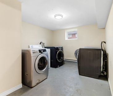 650 19e Avenue, #4 - Photo 2